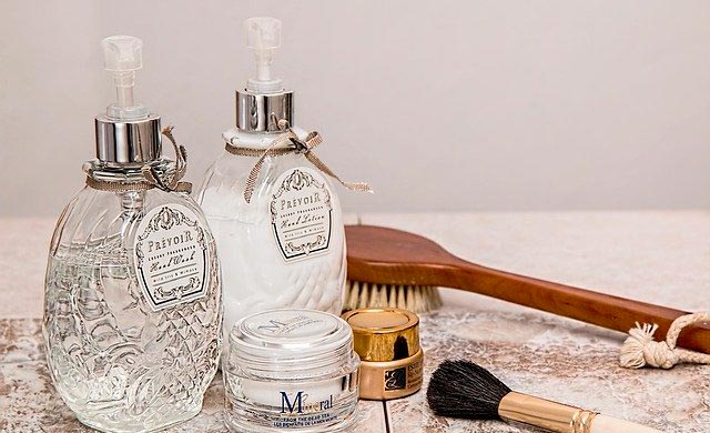 炭酸シャンプーおすすめ人気ランキング8選 成分 効果やメーカーも解説 ぐーちょ